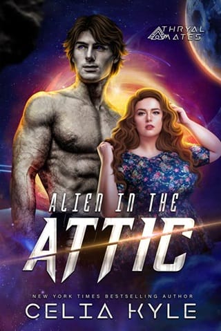 Alien in the Attic (Thryal Mates #1)