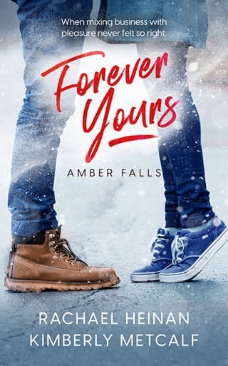 Forever Yours (Amber Falls)