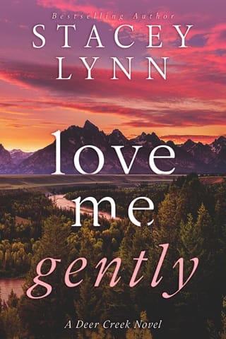 Love Me Gently (Deer Creek #1)