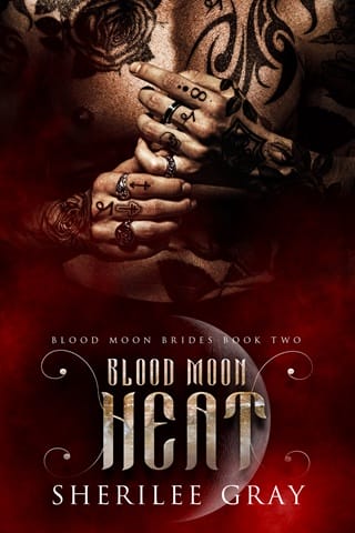 Blood Moon Heat (Blood Moon Brides #2)
