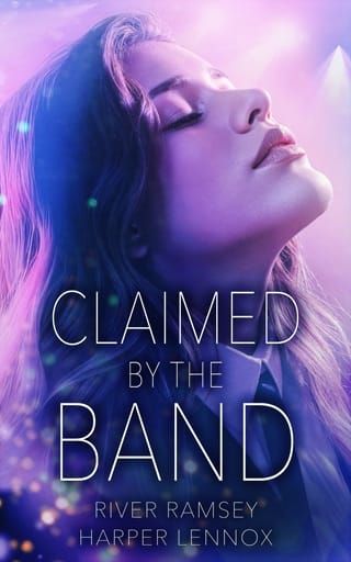 Claimed by the Band (Fameverse #1)