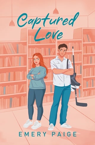 Captured Love (The Crestwood University #3)