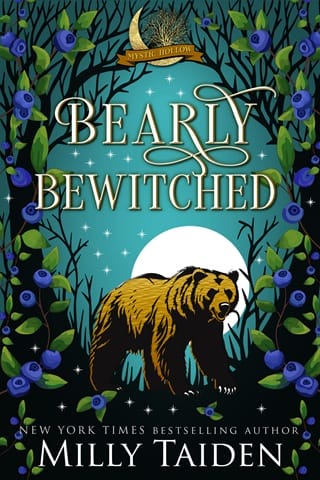 Bearly Bewitched (Mystic Hollow #4)