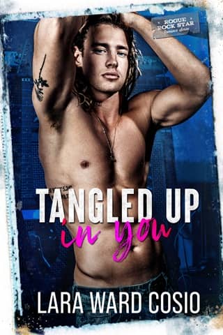Tangled Up In You (Rogue #1)