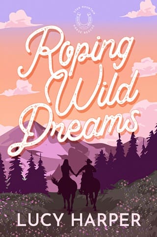 Roping Wild Dreams (Star Mountain Horse Rescue #1)