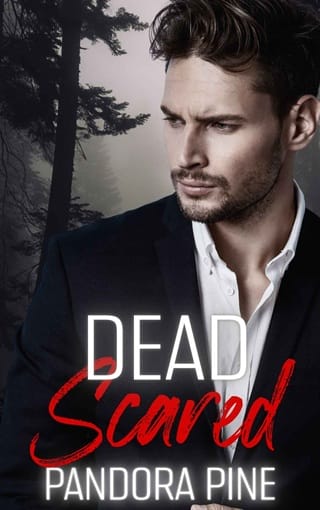Dead Scared (Cold Case Psychic #34)