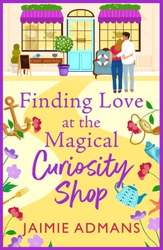 Finding Love at the Magical Curiosity Shop (The Ever After Street #5)
