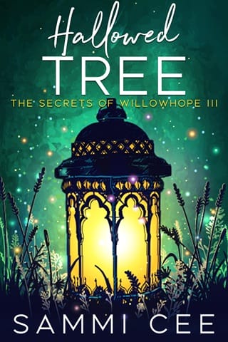 Hallowed Tree (The Secrets of Willowhope #3)