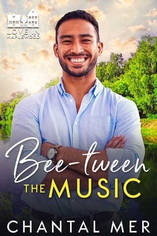 Bee-tween the Music (Love in Maplewood #4)