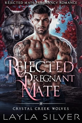 Rejected Pregnant Mate (Crystal Creek Wolves #2)