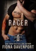 Racer (Iron Rogues MC #15)