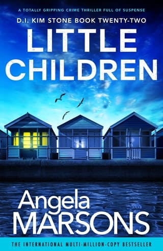 Little Children (Detective Kim Stone #22)