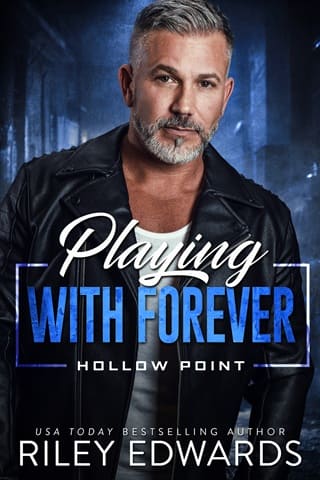 Playing With Forever (Hollow Point #4)
