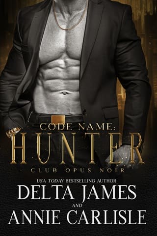 Code Name: Hunter (Club Opus Noir #2)