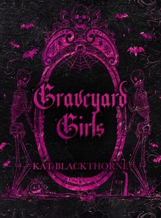 Graveyard Girls (Hollows Grove #1)