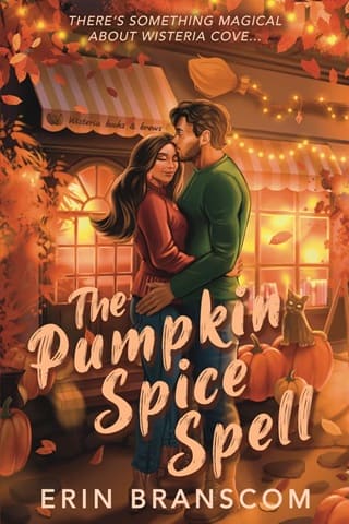 The Pumpkin Spice Spell (Wisteria Cove #1)