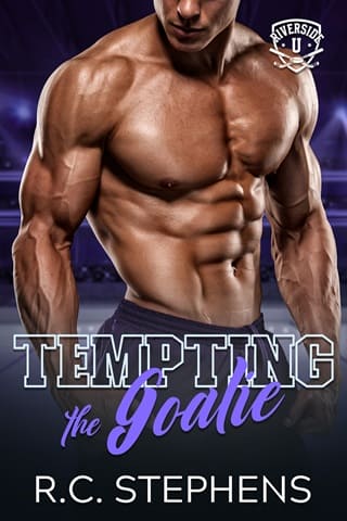Tempting the Goalie (Riverside U #5)