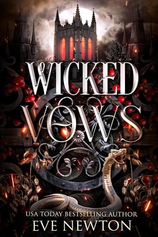 Wicked Vows (Cursed Darkness (DarkHallow Academy) #1)