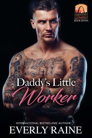Daddy’s Little Worker (Missouri Daddies #7)