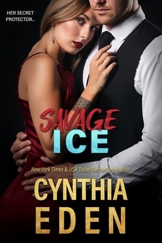 Savage Ice (Ice Breaker Cold Case #10)